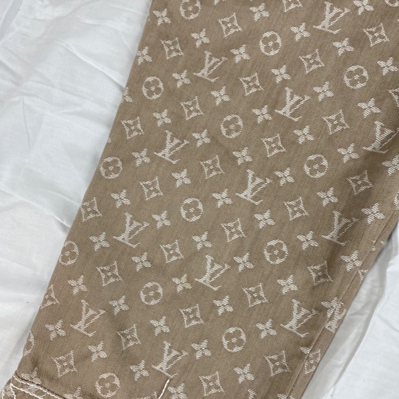Tan Louis Vuitton Denim Monogram Capri Pants - Picture 2 of 3